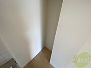 洗濯機はこちらの専用スペースに置けます！