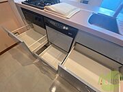 キッチン下の収納もたくさん入りますよ～！