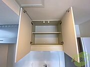 キッチン上の収納もたっぷり入るので、キッチンもすっきりです。