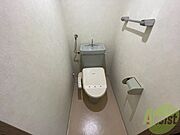 トイレです。ウォシュレット付を探している方、おすすめです！