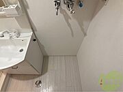 洗濯機はこちらの専用スペースに置けます！