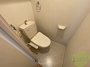 トイレです。ウォシュレット付を探している方、おすすめです。