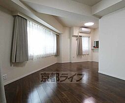 京都市営烏丸線 五条駅 徒歩1分の賃貸マンション 5階2LDKのリビング/ダイニング