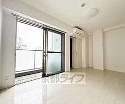 ケイズファイブ 3階1Kのリビング/ダイニング