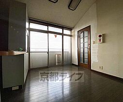 川梅ビル 5階2LDKのリビング/ダイニング