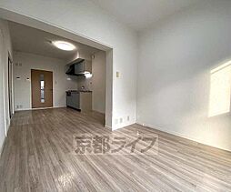 第31長栄コーポきぬもと 3階2LDKのリビング/ダイニング