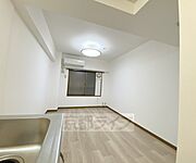 別方向から見た居室です。