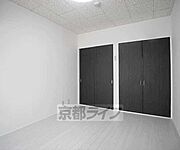 きれいで落ち着きのあるお部屋です。