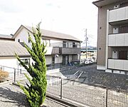 近くにコンビニあり
