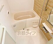 追い焚き・浴室乾燥機能付きになります。