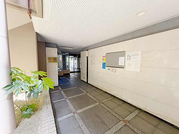 エントランス