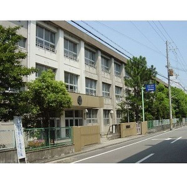 画像20:中学校「和歌山市立河西中学校まで769m」