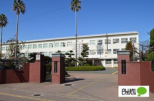 画像27:中学校「和歌山県立向陽中学校まで1387m」