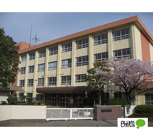 画像26:小学校「和歌山市立浜宮小学校まで532m」