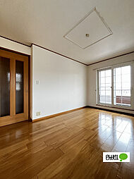 メゾン・ド・シャル−レII 201 2階2LDKのリビング/ダイニング