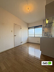 ディアスコスモ 202 2階3DKのリビング/ダイニング