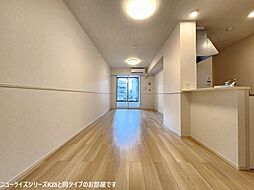 ソレアード・ポールI 102 1階1LDKのリビング/ダイニング