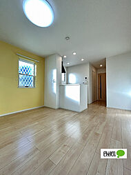 バンブーグロー 106 1階ワンルームのリビング/ダイニング