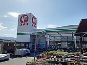 ホームセンター「コメリハード＆グリーン高野口店まで706m」