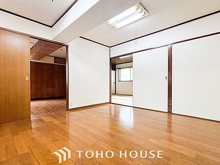 ご家族やお客様との時間など、多くの時を刻む空間。何気なく過ぎる時でさえも上質なひと時に。