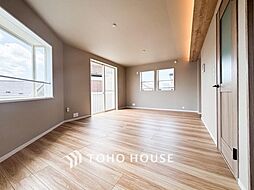 京急本線 屏風浦駅 徒歩9分 4LDKのリビング/ダイニング