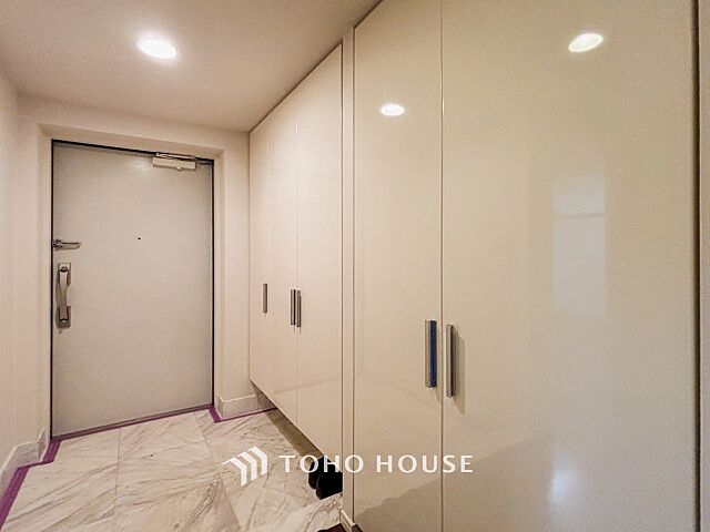 玄関 ヴェーゼント久が原 1階/-