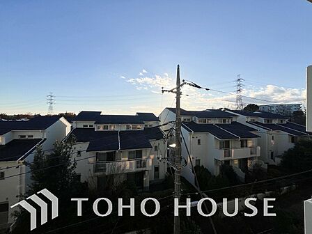 開放的で気持ちの良い眺望と青い空を満喫できます。