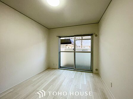 一日の疲れをいやしてくれる主寝室。自分時間を快適に過ごすプライベートルーム。