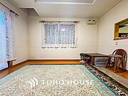 ここにはみんなが集い、食事と楽しい会話が始まるスペース。