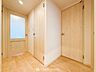 室内：環境の良い場所にセンス良く暮らしたい、こだわりの室内には至福のシーンが繰り広げられます。