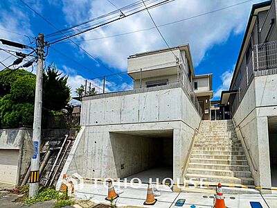 外観:時間のゆとりと空間、爽やかな陽光がもたらす光と風を贅沢なまでに感じる暮らしが始まります。 外観:時間のゆとりと空間、爽やかな陽光がもたらす光と風を贅沢なまでに感じる暮らしが始まります。