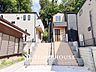 外観：閑静な住宅街の一角、ひと時のくつろぎが生まれ、ゆっくりと愛着が育まれていきます。