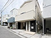 時間のゆとりと空間、爽やかな陽光がもたらす光と風を贅沢なまでに感じる暮らしが始まります。