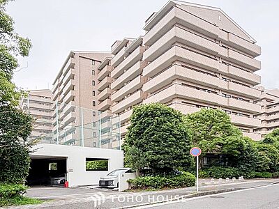 外観:流行に左右されず、将来にわたって価値が継続する「上質」な佇まい。 外観:流行に左右されず、将来にわたって価値が継続する「上質」な佇まい。