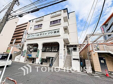 時代の流れに惑わされないシックなカラートーンで街並みに溶け込む外観。