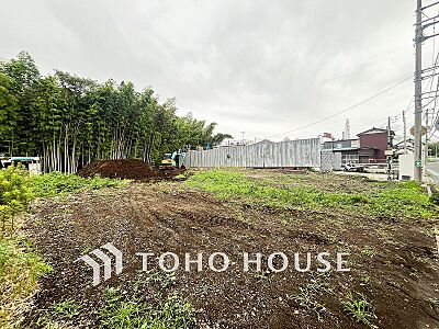 外観：時間のゆとりと空間、爽やかな陽光がもたらす光と風を贅沢なまでに感じる暮らしが始まります。