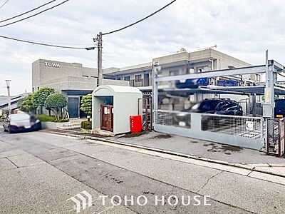 外観:時代の流れに惑わされないシックなカラートーンで街並みに溶け込む外観。 外観:時代の流れに惑わされないシックなカラートーンで街並みに溶け込む外観。