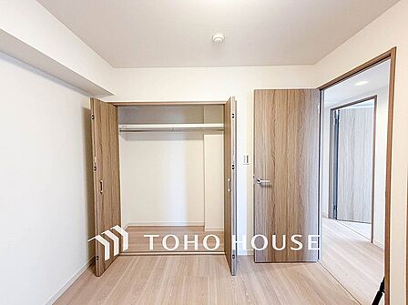 環境の良い場所にセンス良く暮らしたい、こだわりの室内には至福のシーンが繰り広げられます。