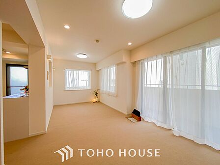 空気感という居心地の良いBGMは、暮らしのステージを彩り、心のやすらぎと満足感を与えてくれます。