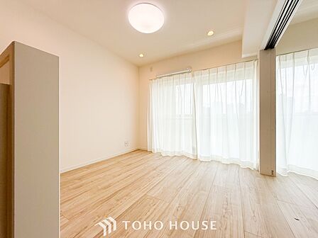空気感という居心地の良いBGMは、暮らしのステージを彩り、心のやすらぎと満足感を与えてくれます。