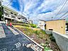 外観：閑静な住宅街の一角、ひと時のくつろぎが生まれ、ゆっくりと愛着が育まれていきます。