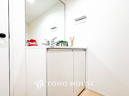ご家族の1日が始まり、1日の終わりを締めくくる洗面空間。
