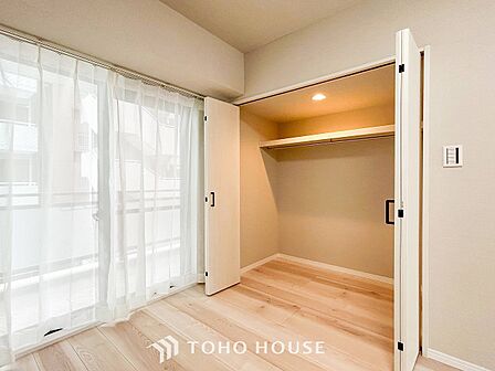 暮らし心地を大きく左右する収納を適材適所に配置。
