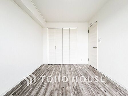 環境の良い場所にセンス良く暮らしたい、こだわりの室内には至福のシーンが繰り広げられます。