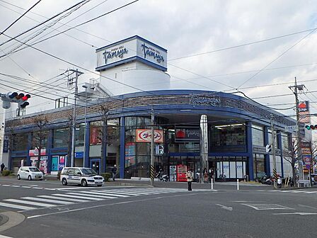 鮮度・おいしさ・安全・安心にこだわった品揃えを心がけているスーパーです。