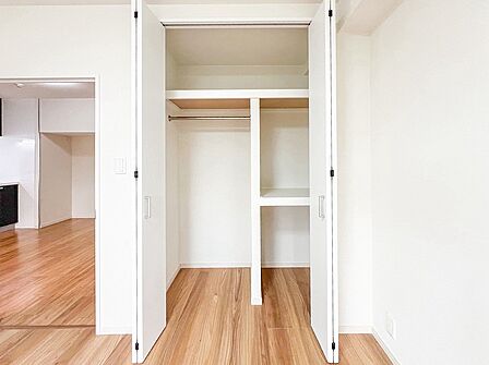 暮らし心地を大きく左右する収納を適材適所に配置。