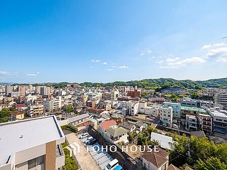 開放的で気持ちの良い眺望と青い空を満喫できます。