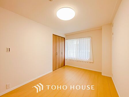 通風・採光にも優れ、心地よい光と風があふれています。