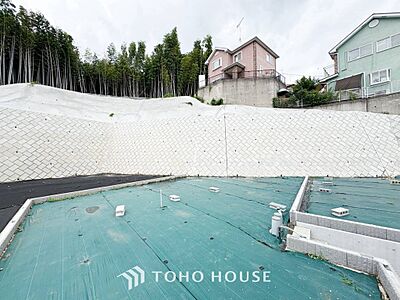 外観:時間のゆとりと空間、爽やかな陽光がもたらす光と風を贅沢なまでに感じる暮らしが始まります。 外観:時間のゆとりと空間、爽やかな陽光がもたらす光と風を贅沢なまでに感じる暮らしが始まります。