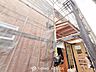 玄関：住む人や訪れる人やさしくエスコートする玄関アプローチ。